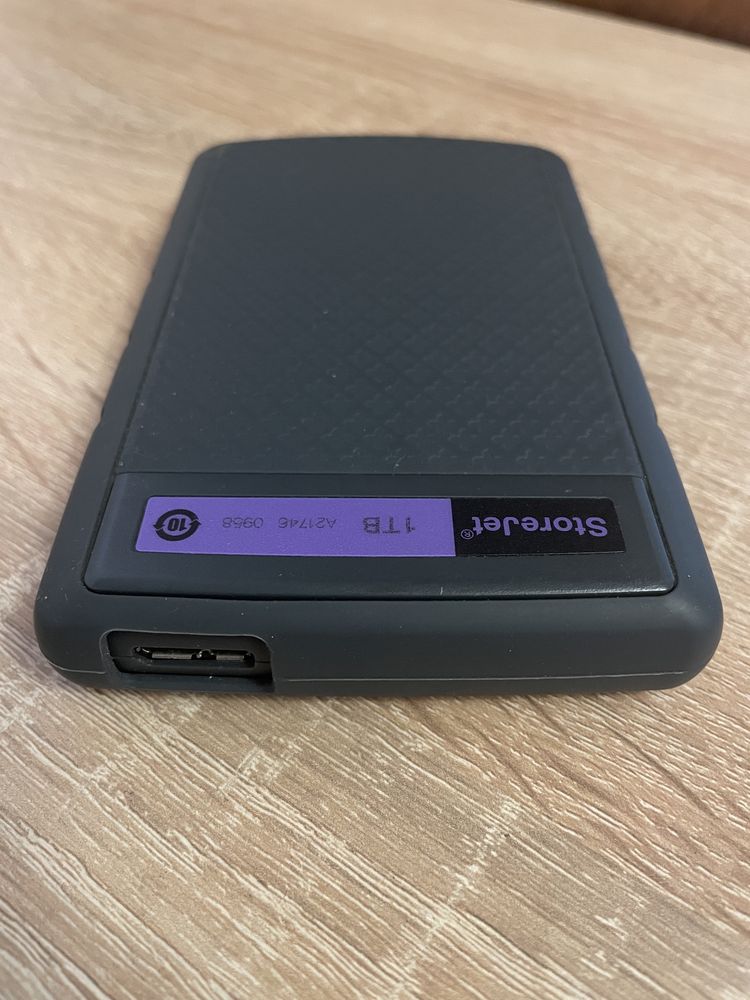 Зовнішній накопичувач Transcend 1 tb