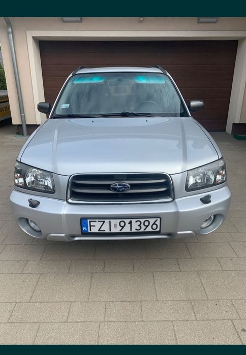Subaru Forester 2.0 AWD 4x4 2005 Automat  hak Bardzo dobry stan