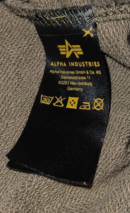 Камуфляжне худі Alpha Industries