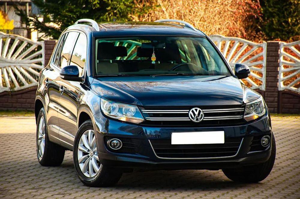 Volkswagen Tiguan 2.0 Tdi 140 koni Asystent Parkowania Panorama Klima Navi