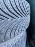 Продам комплект шин michelin 205,55,r16, в хорошем состоянии .