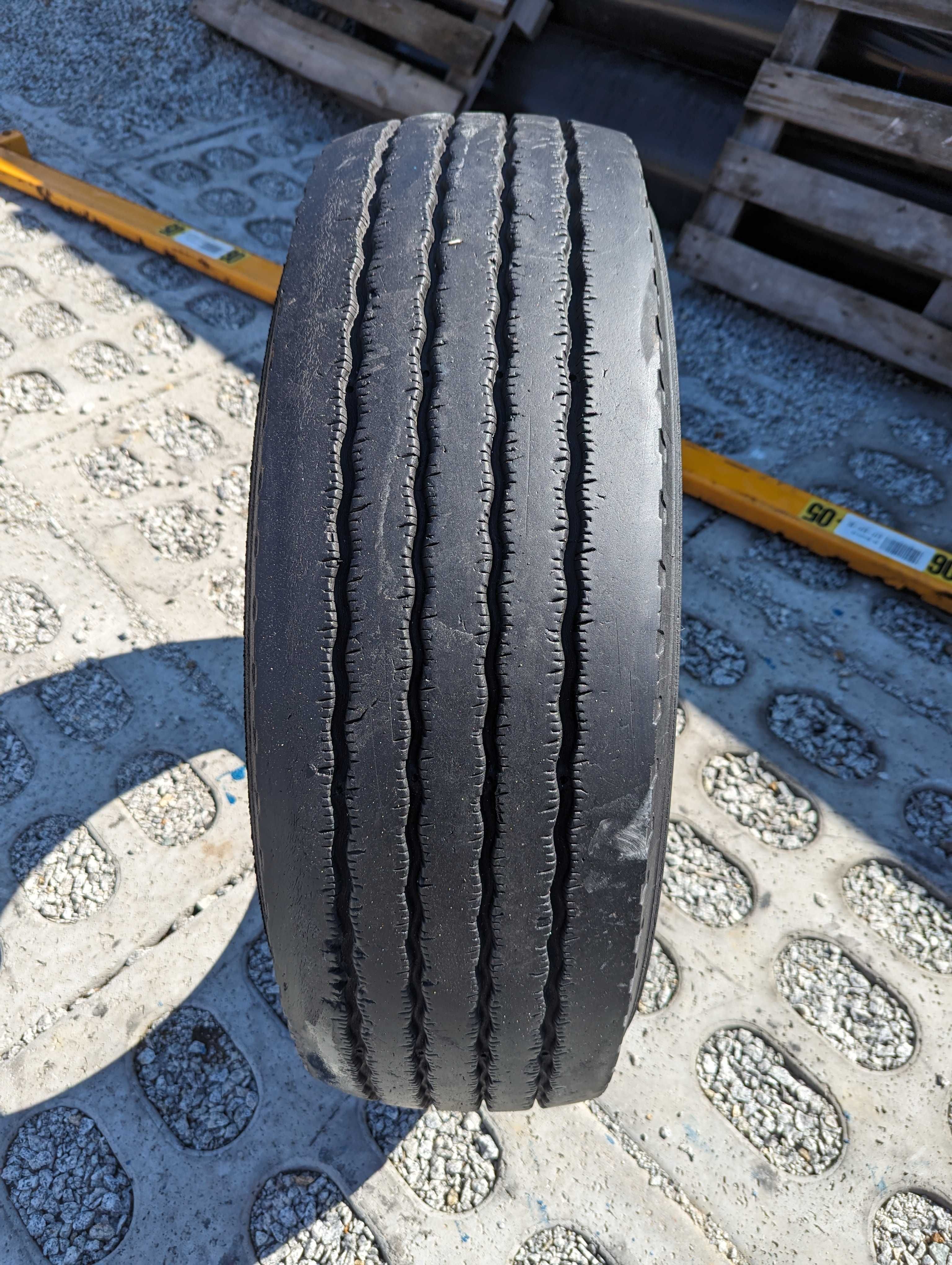 265/70R19.5 Michelin XZE2+ przód
