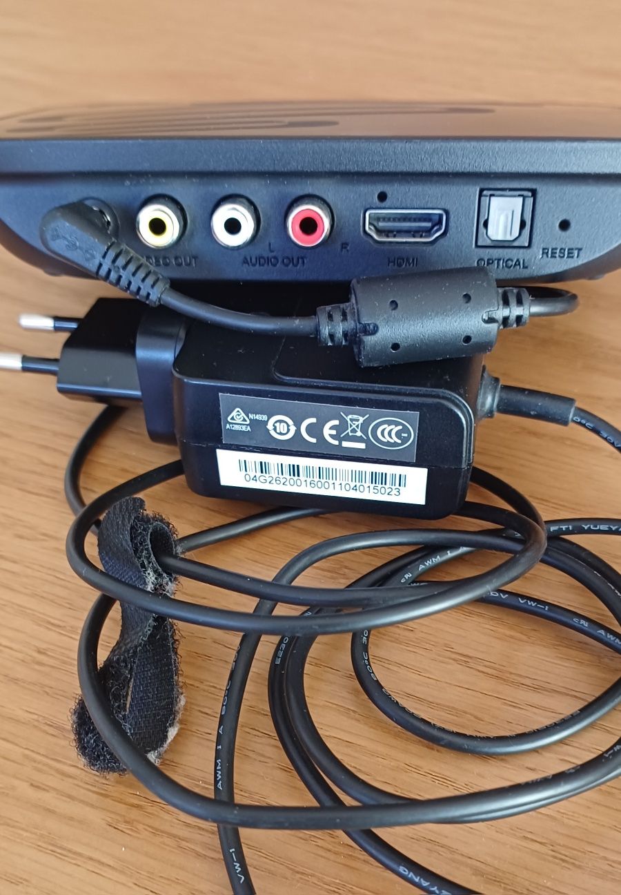 Leitor de cartões e Pen USB com saída de vídeo