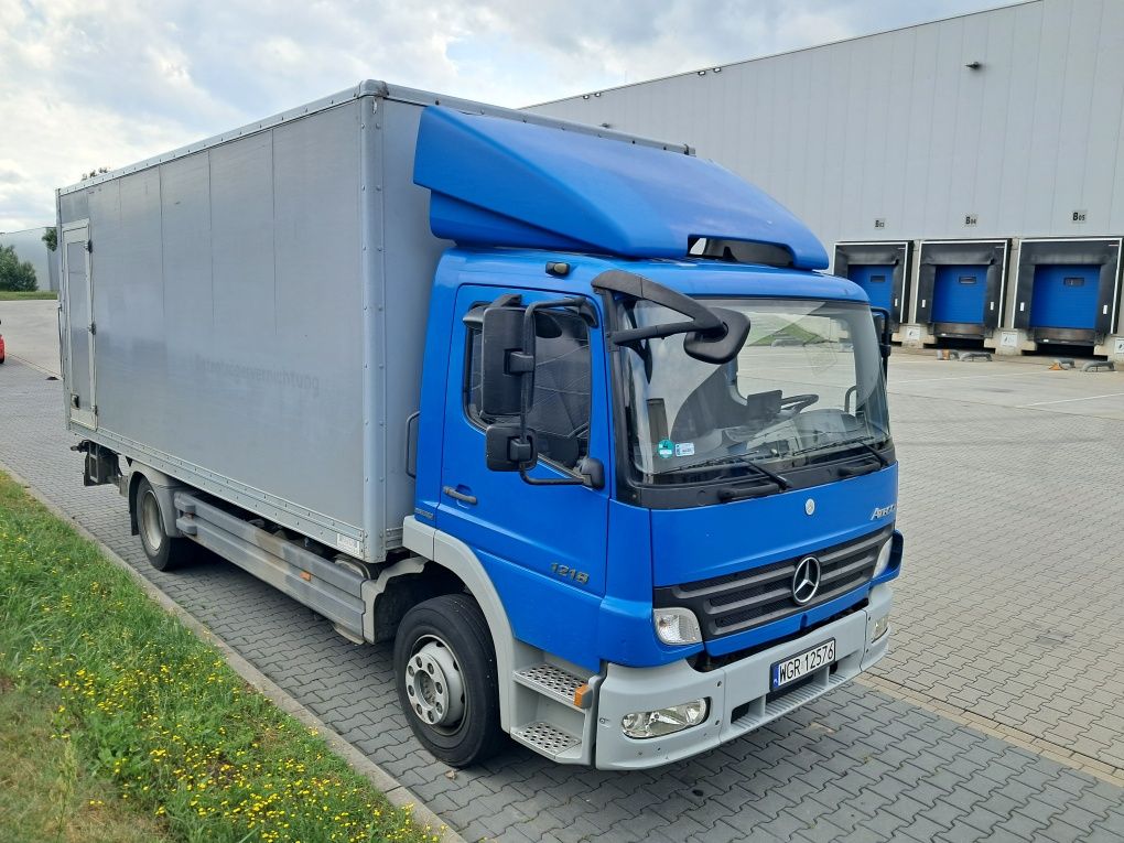 Mercedes Atego II . EURO 5. Winda 1.5t. 15 palet