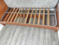Cama de solteiro sem colchão
