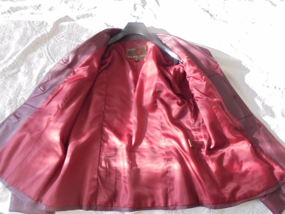 Новая куртка пиджак кожа, бардо