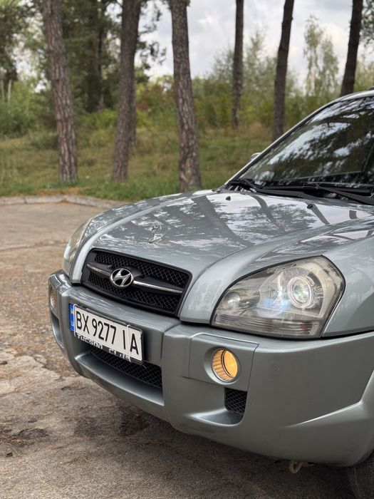 Продам Hyundai Tucson 2007 рік 2.0 газ/бензин 4x4 мехака