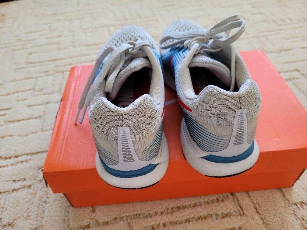 Кросівки для бігу Nike Air Zoom Pegasus 34 легкі