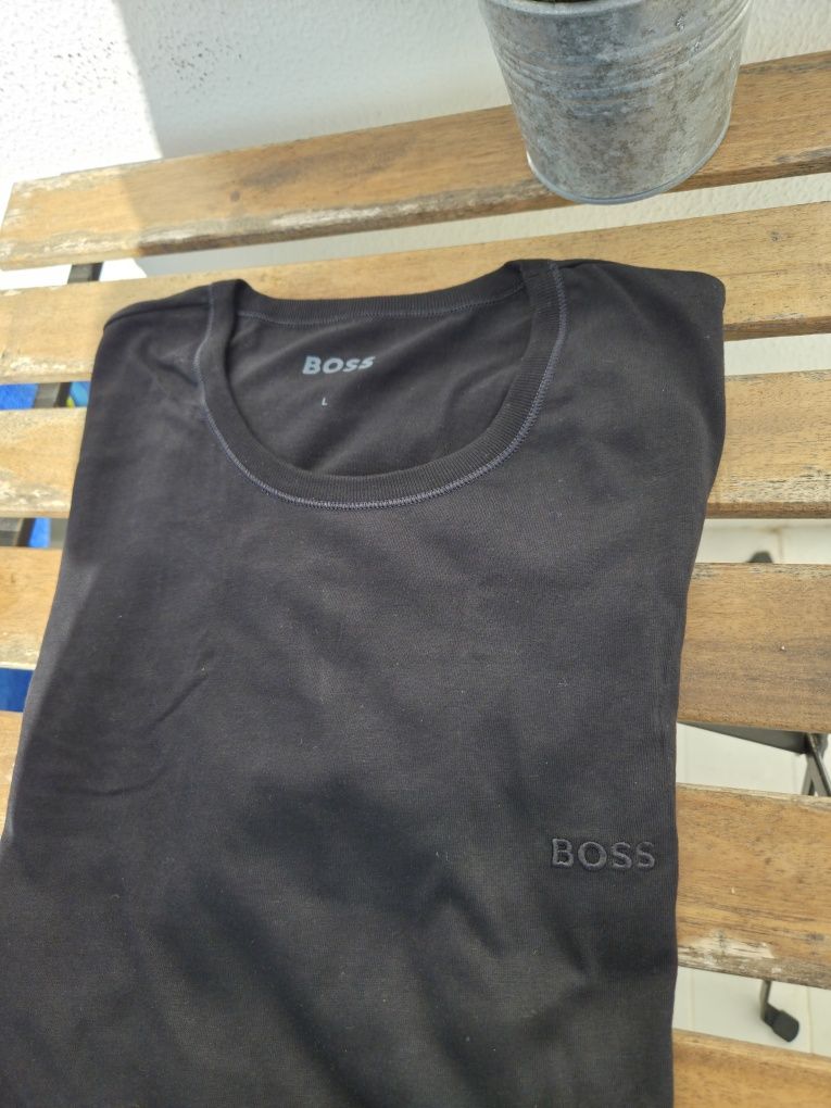 T-shirt básica Boss Preta nova