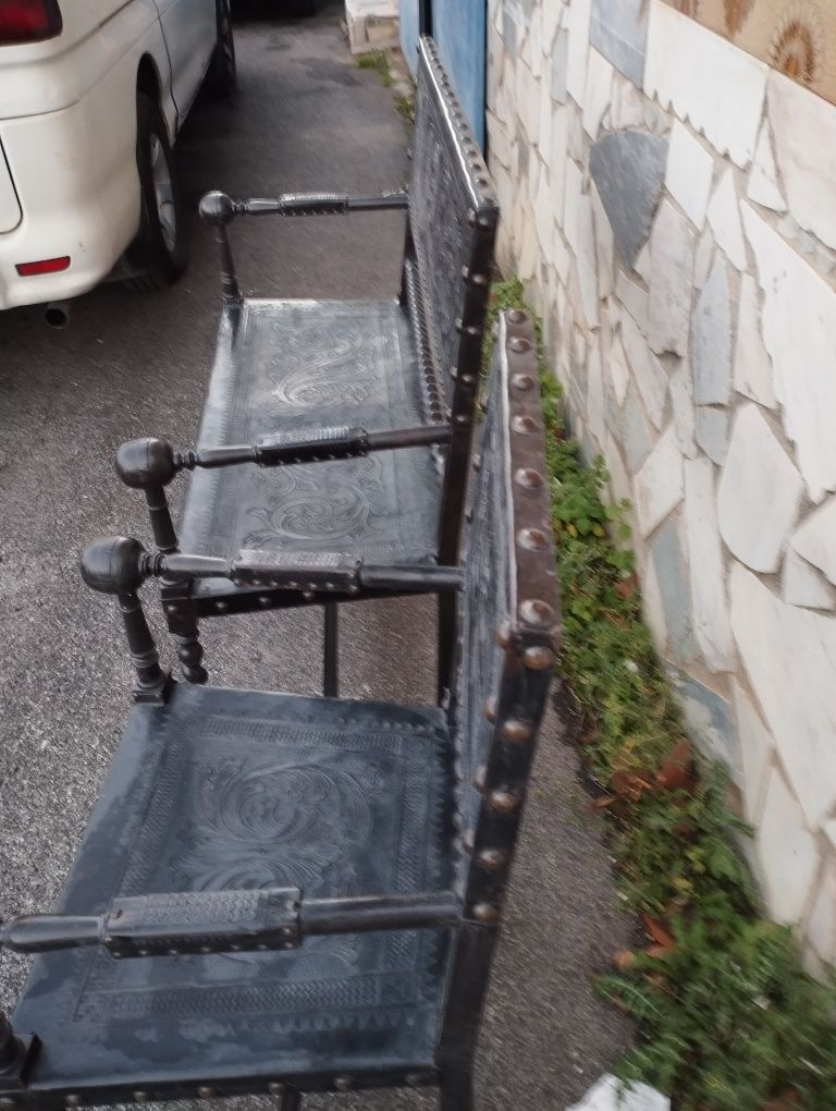 Canapé e cadeira