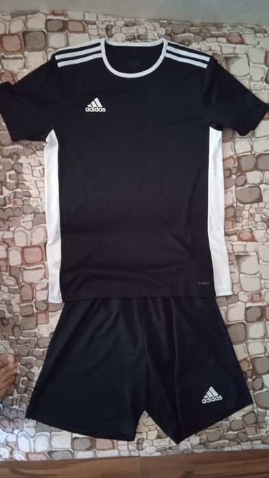 Komplet sportowy Adidas