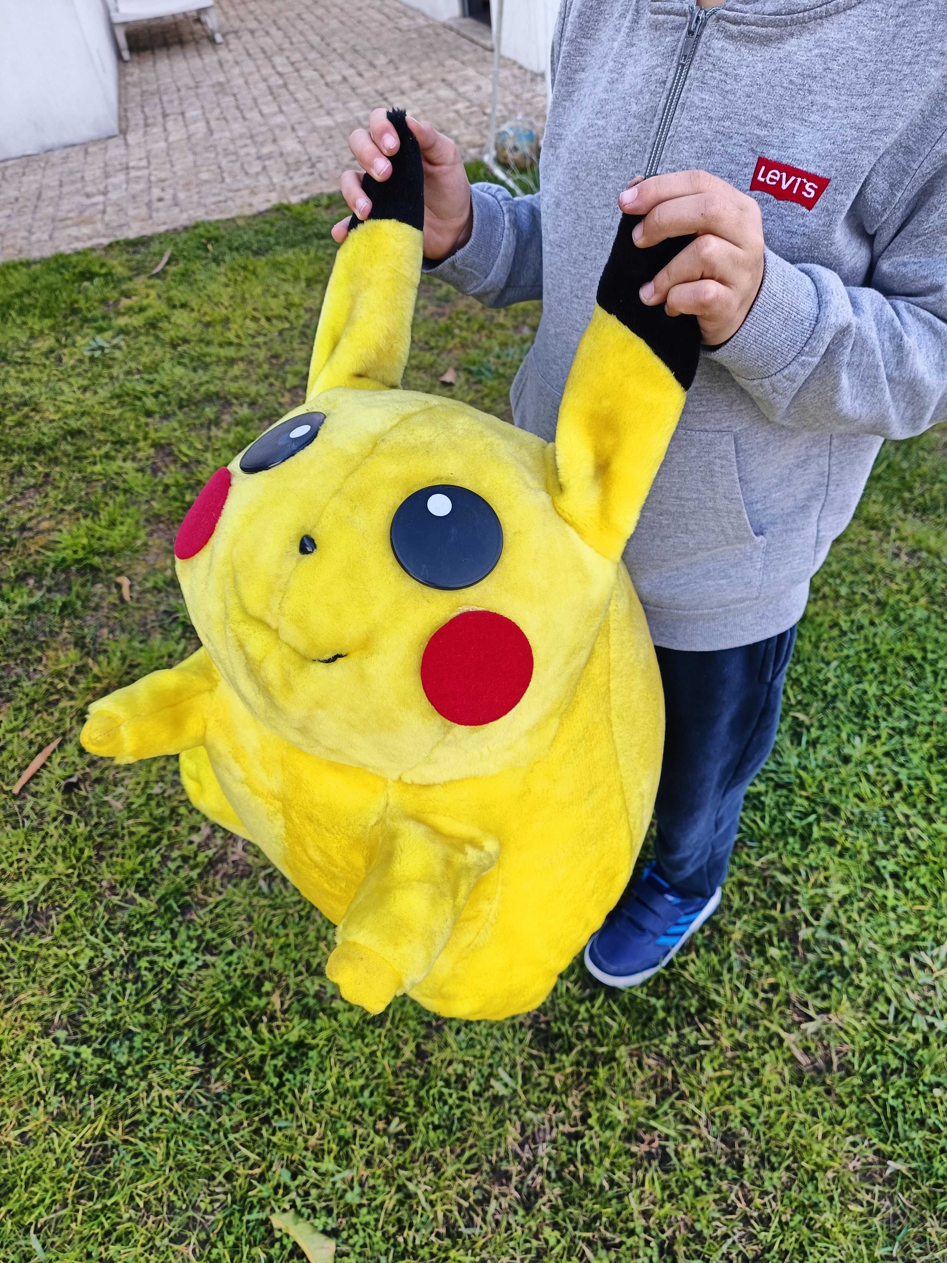 Peluche Pikatchu