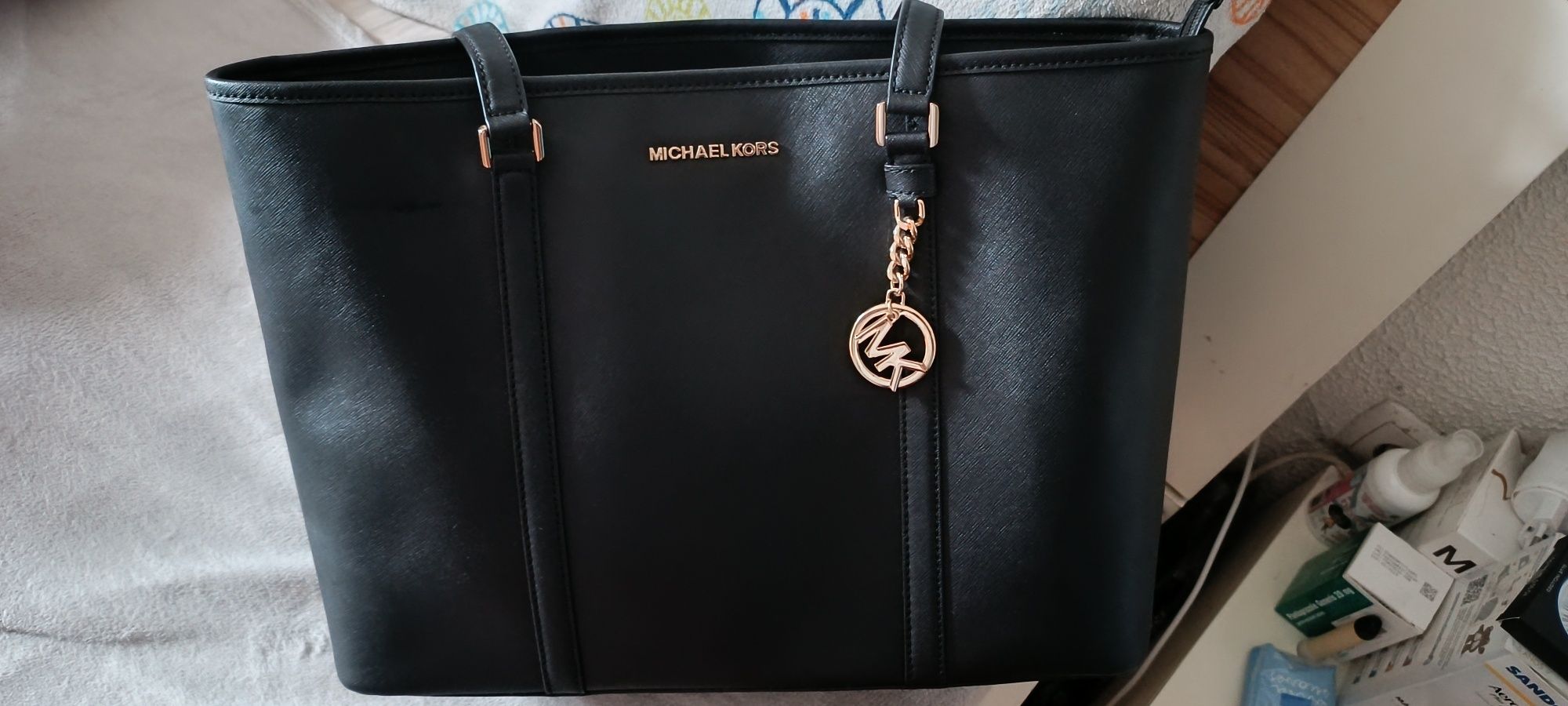 Mala Michael Kors