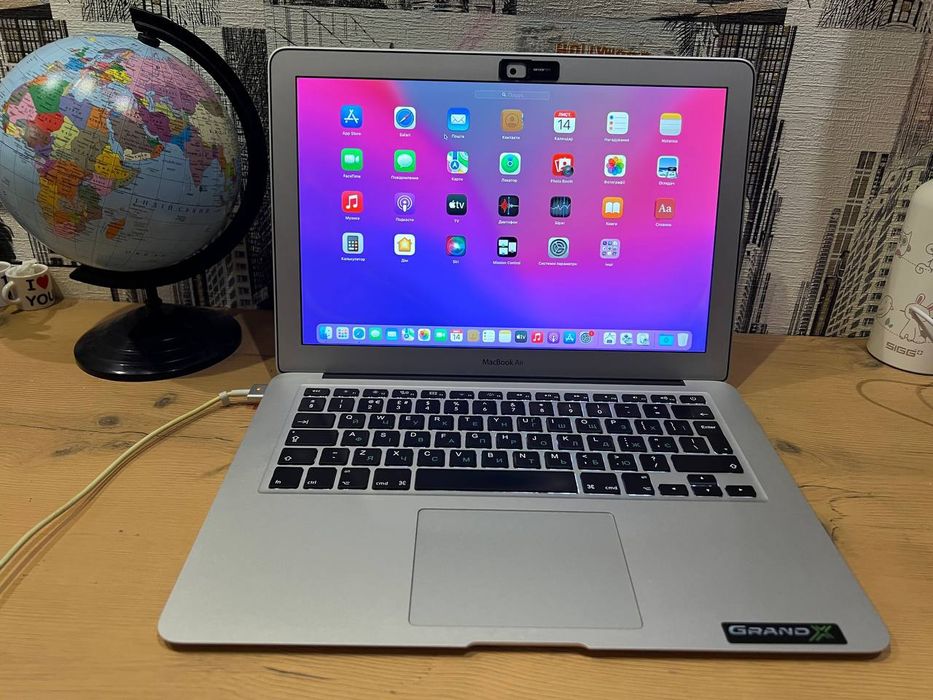 Macbook apple air 13 (2015) core i7 8/256ssd