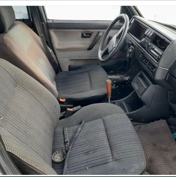 Торпеда  бардачок пластик кнопки корпус печки  джета 2 є все