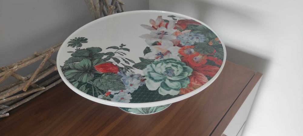 Peça Original Vista Alegre de coleção DUALITY PRATO BOLO XL COM PÉ