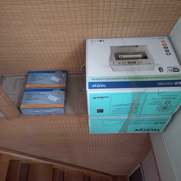 Продам Принтер МФУ Brother DCP-7057WR with Wi Fi