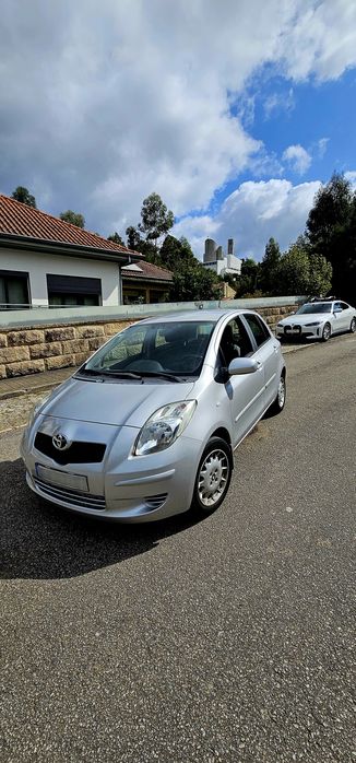 Toyota Yaris 1.0 Gasolina