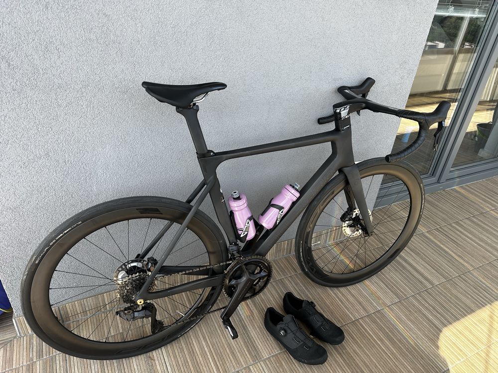 Polygon Helios A8X Carbon Ultegra Di2 + Buty Fizik + Akcesoria OKAZJA