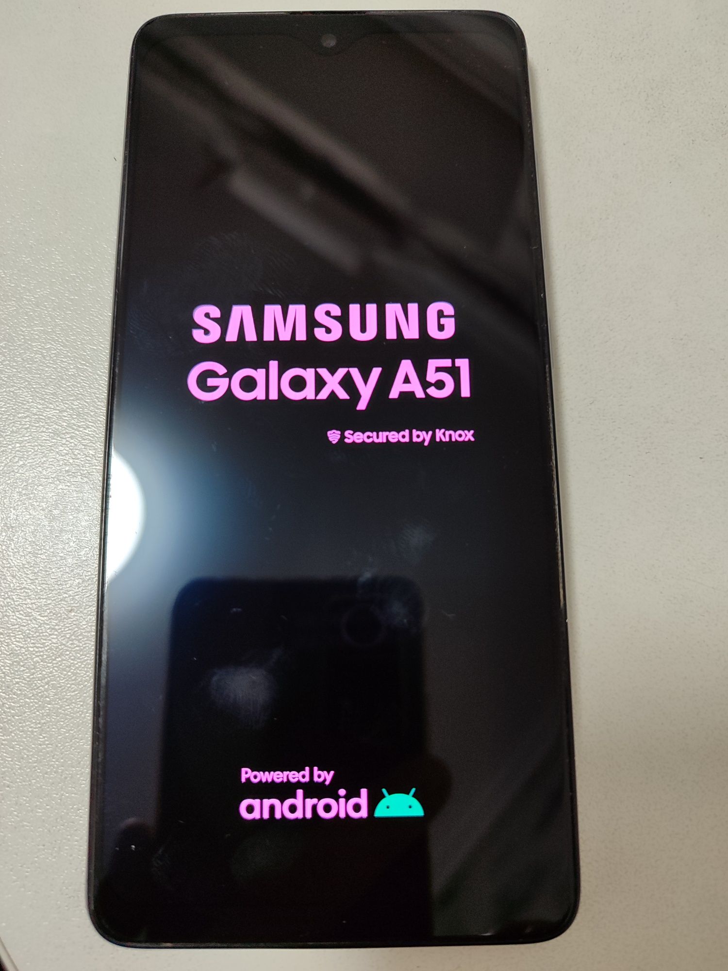 Смартфон Samsung Galaxy A51