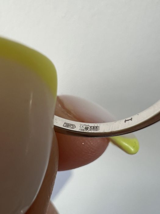 Золотое кольцо с бриллиантами белое золото 585 проба