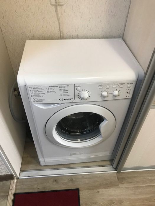 Сдам посуточно метро Спортивная,Защитников Украина