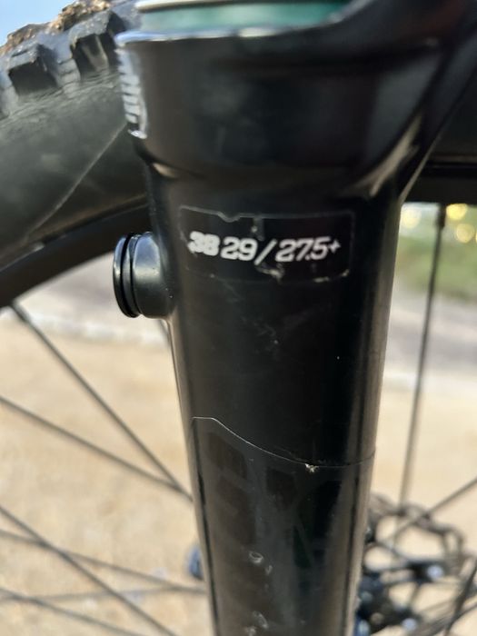 Cube stereo 160 race