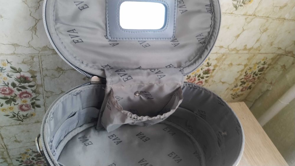 Сумки женские новые и б\у