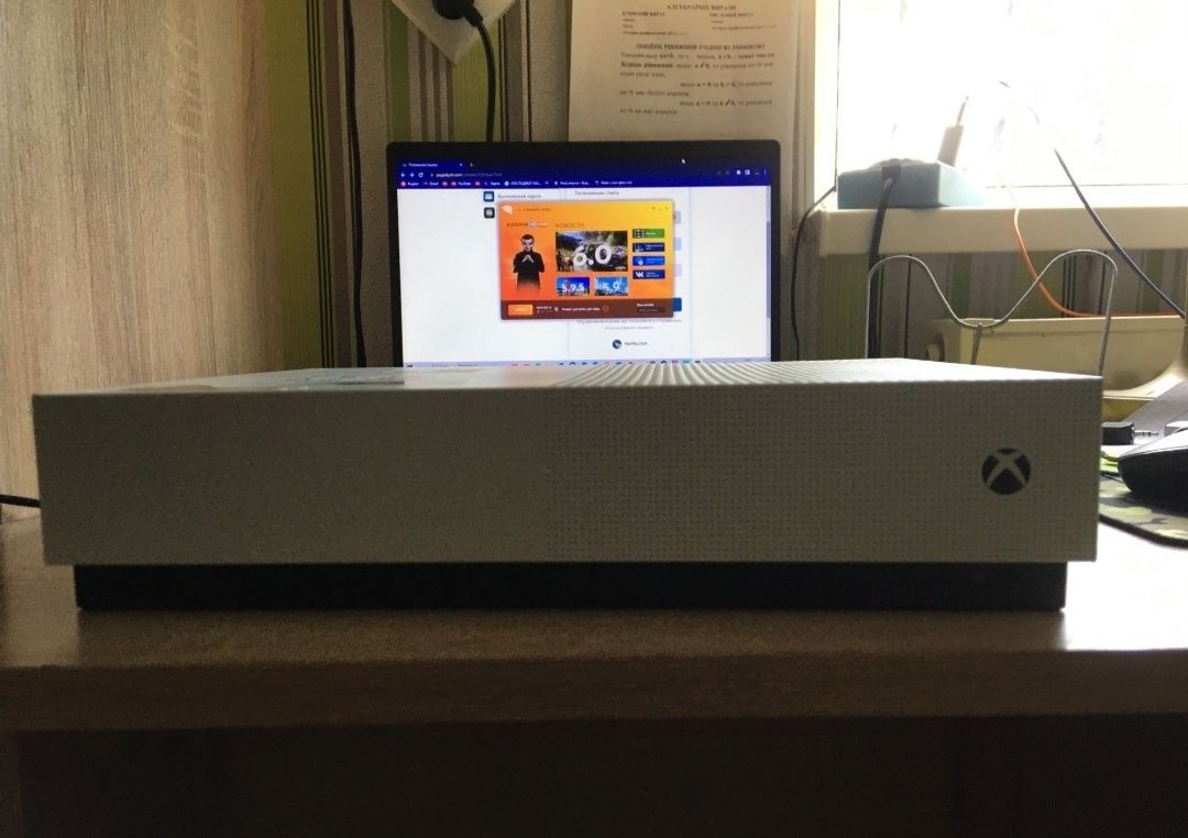 Продам Microsoft Xbox one s 1 tb