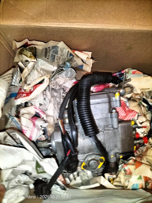 Bomba injetora eletrónica Terrano 2.7 TDI