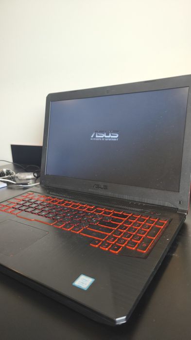 Portátil (ASUS)!