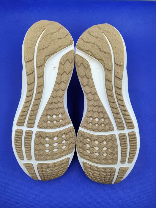 Кросівки Nike Air Zoom Pegasus 40 - 40  розмір.