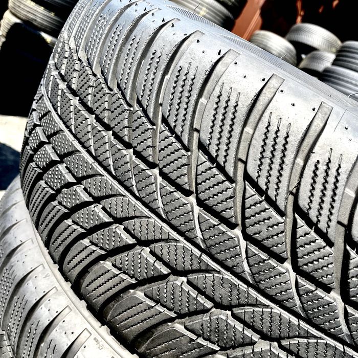225/50/17 Bridgestone Blizzak LM001 | 95%остаток | зимние шины