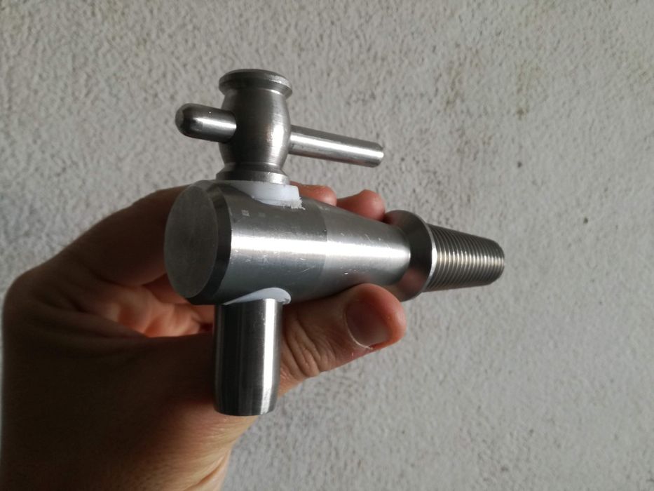 Torneiras em Inox para barris/pipos em madeira