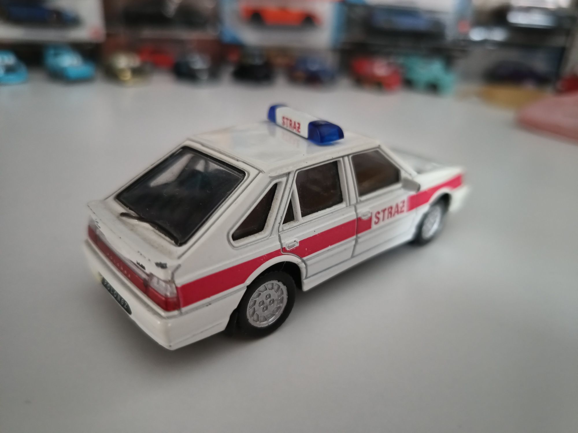 Polonez Caro Plus Welly 1:43