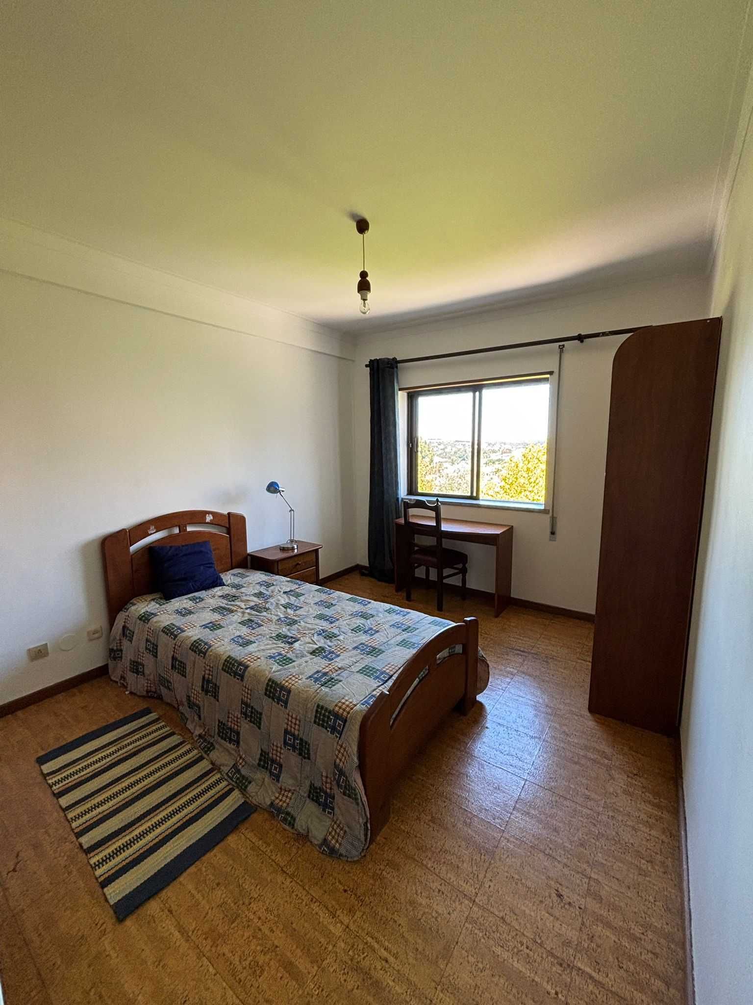 Quartos para arrendar - Coimbra
