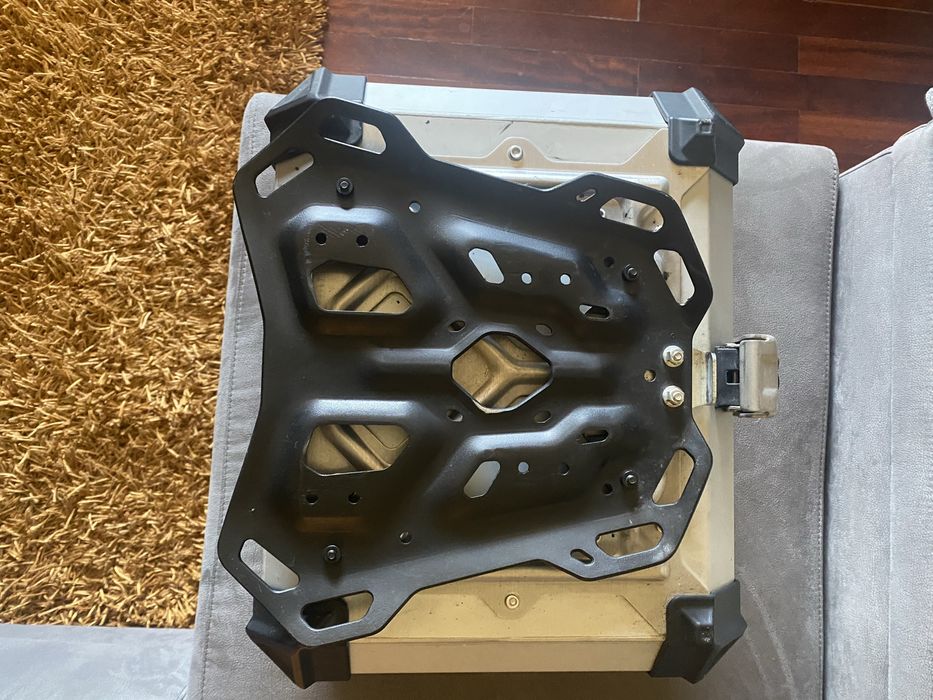 Top Case Sw Motech c/ suporte Troca