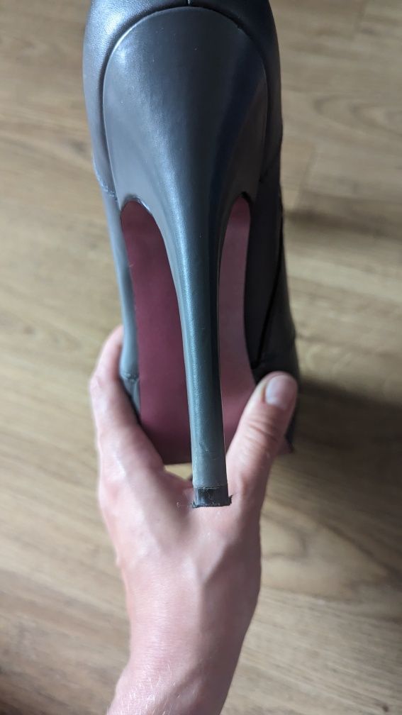 Buty krótkie kozaki,botki na obcasie