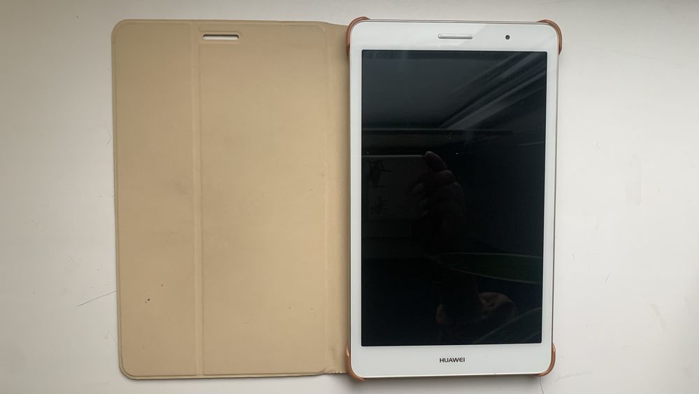 Планшет Huawei MediaPad T3 KOB-L09 8" LTE 2/16GB