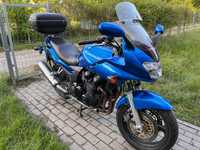 Kawasaki ZR-7S - Idealny na Pierwszy Motocykl, Dobry Stan, Garażowany