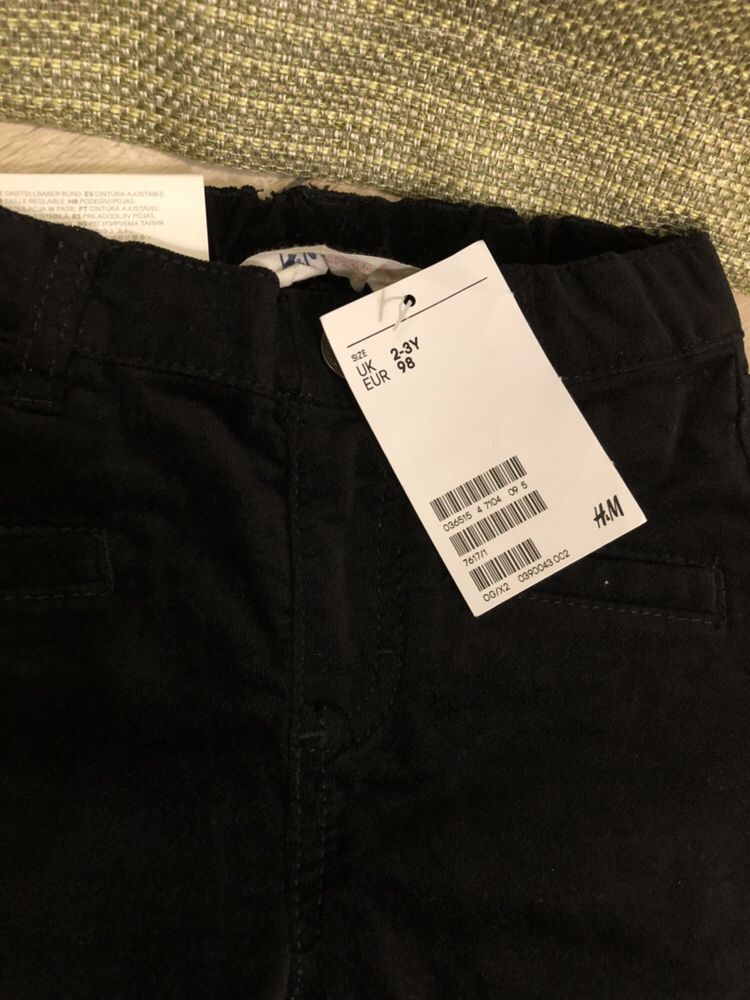 Продам новые велюровые штаны H&M