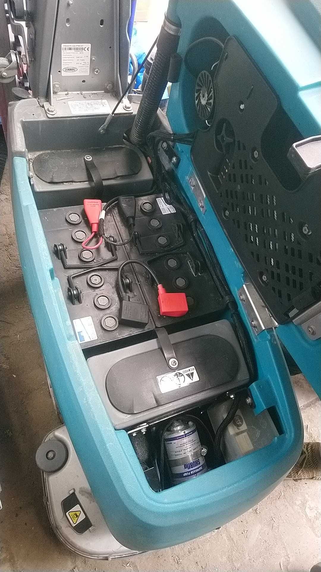 szorowarka Tennant T3 2013r podłogowa