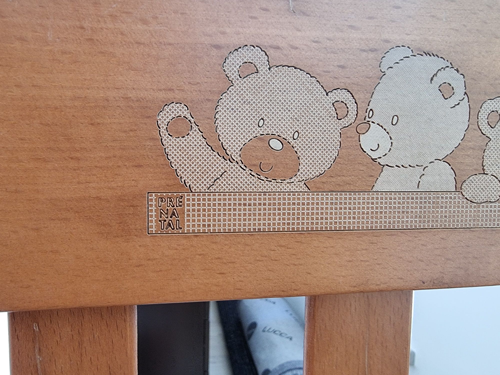Cama de grades para bebé