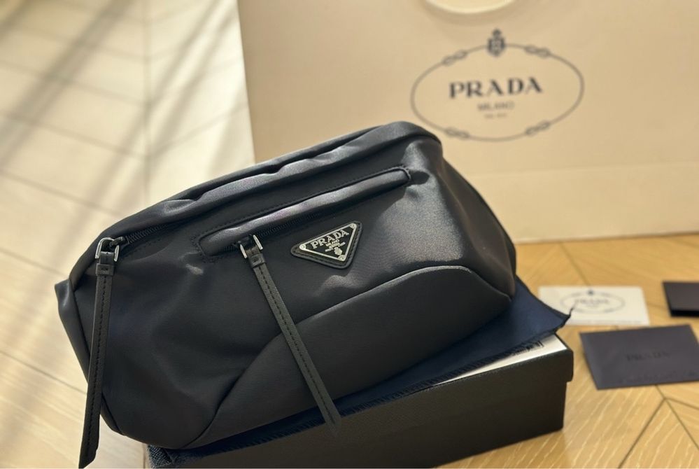 Купить  сумку-бананку Prada унісекс чоловіча та жіноча бананка