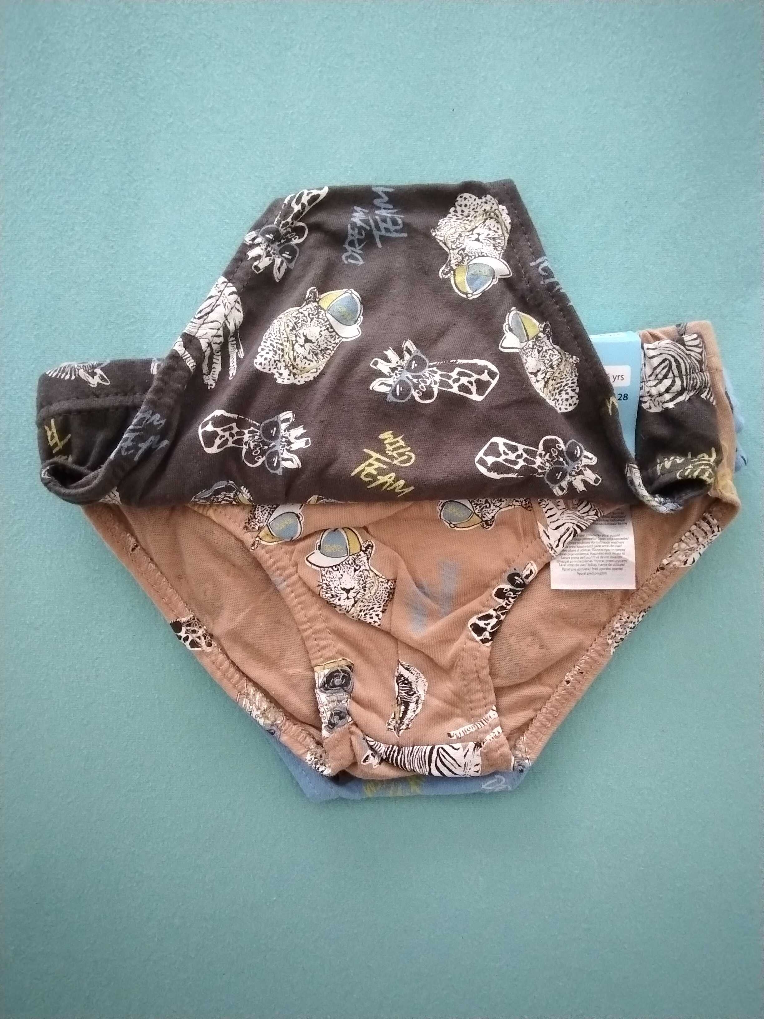 Zestaw ubrań dla chłopca, koszula, podkoszulek, majtki, r. 110, nowe