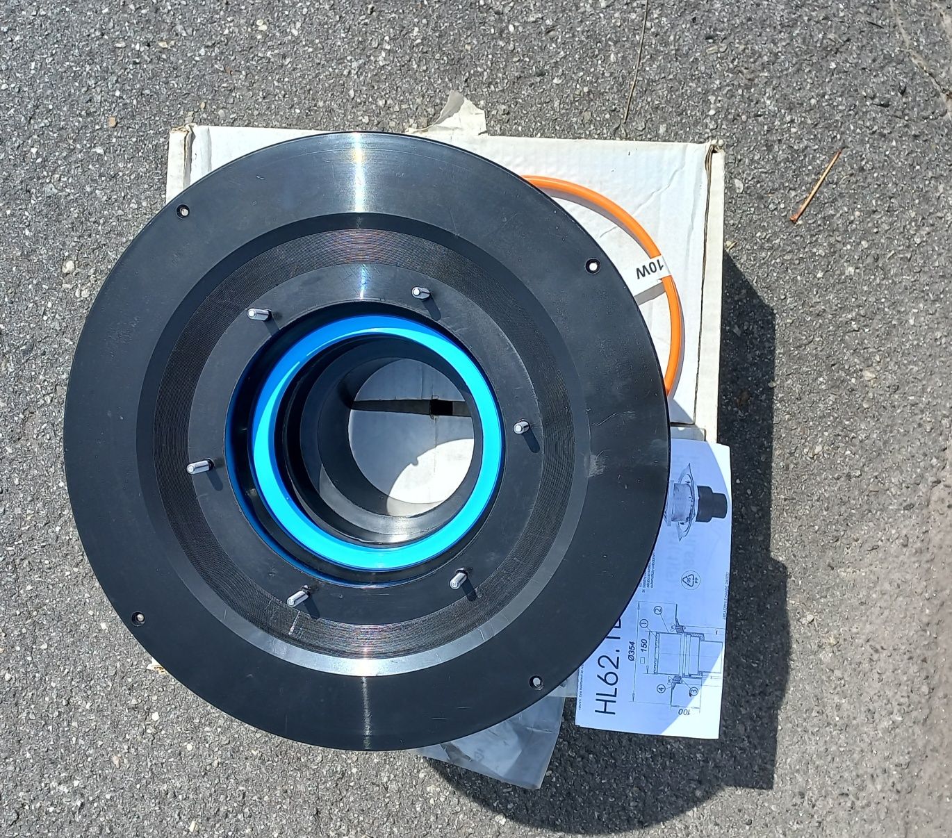 Кровельная воронка HL62.1/1
