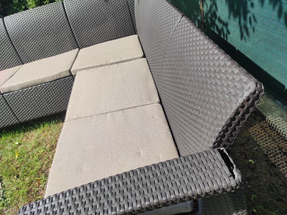 Narożnik Corfu Technoratan kolor brązowy z poduszkami