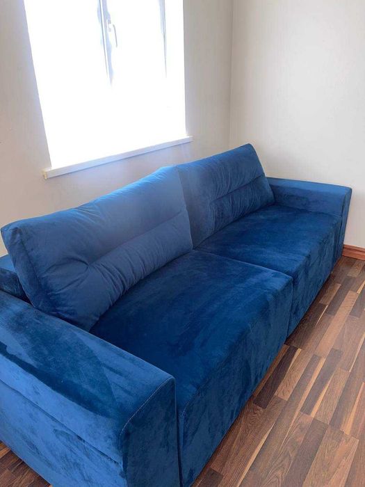 Продам вілюровий діван новий