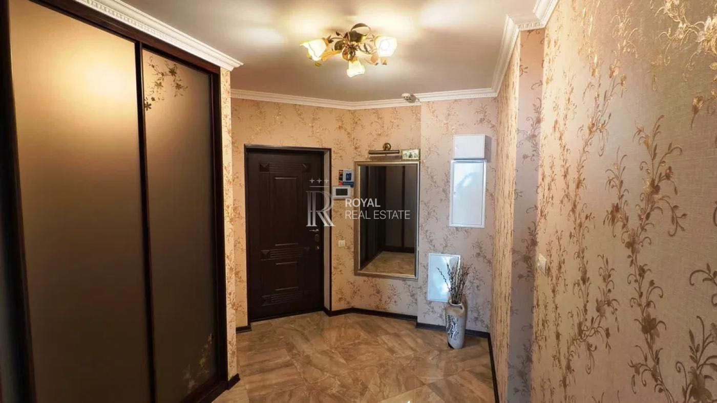 Аренда квартиры Киев 3к 135м2 ЖК Сонячна Брама Голосеевский