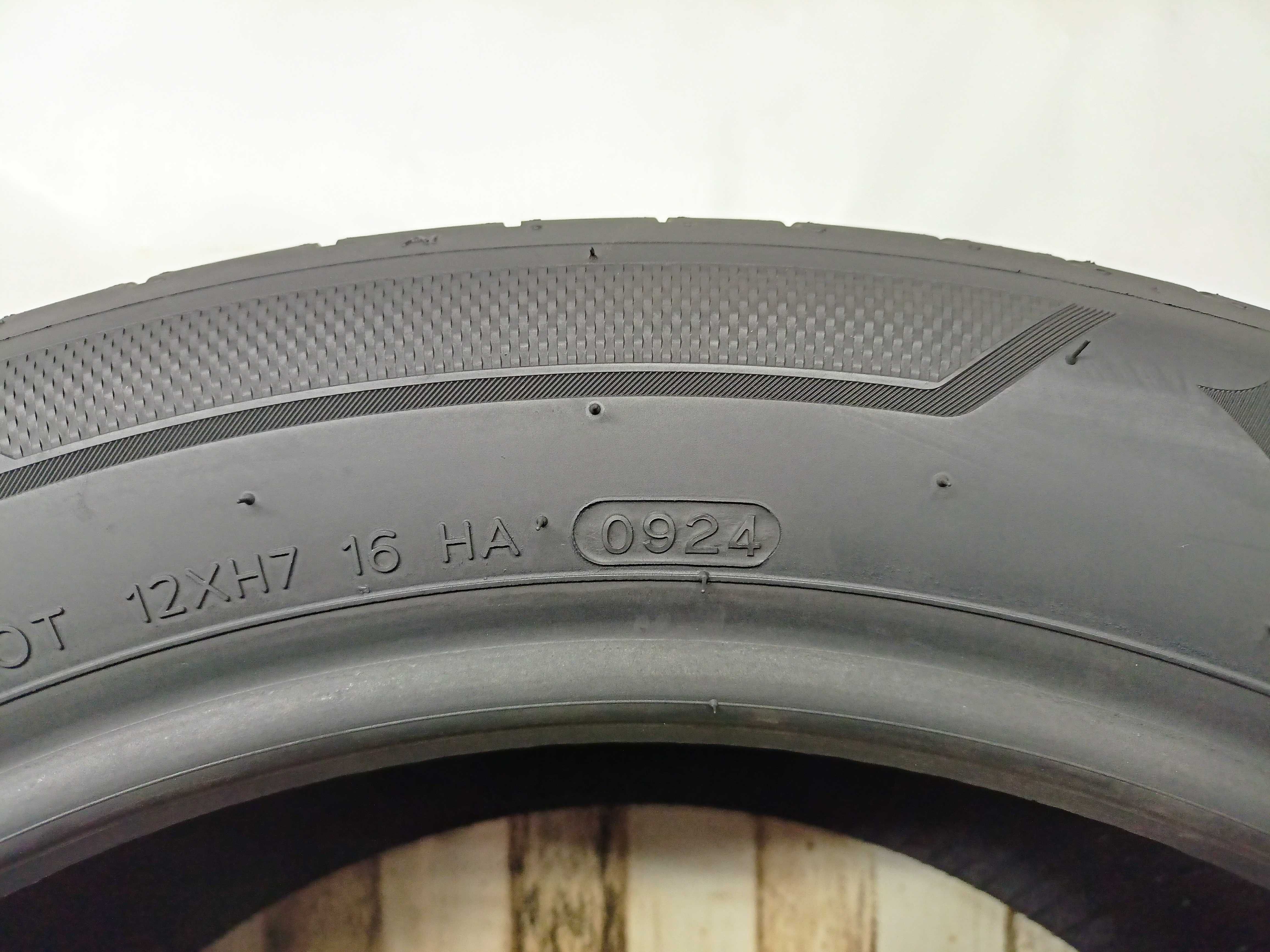 Hankook Ventus S1 Evo 3 245/45/19 24r. 102Y 2x6,5mm 2x6,2mm (1901)